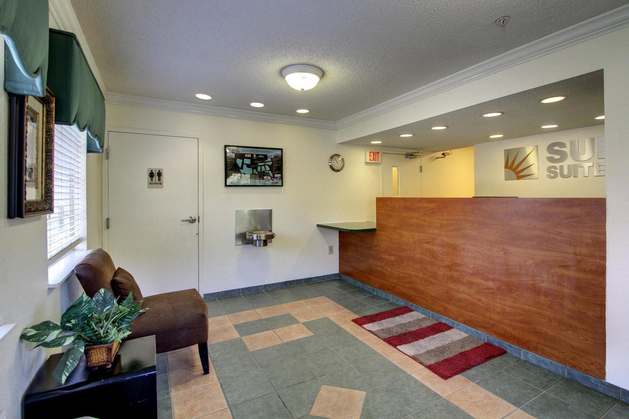 Intown Suites Extended Stay Birmingham Al - Lakeshore Parkway 外观 照片